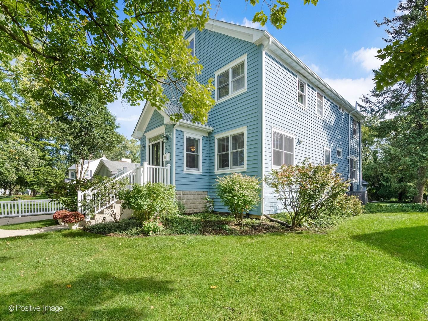 217 S Summit Street