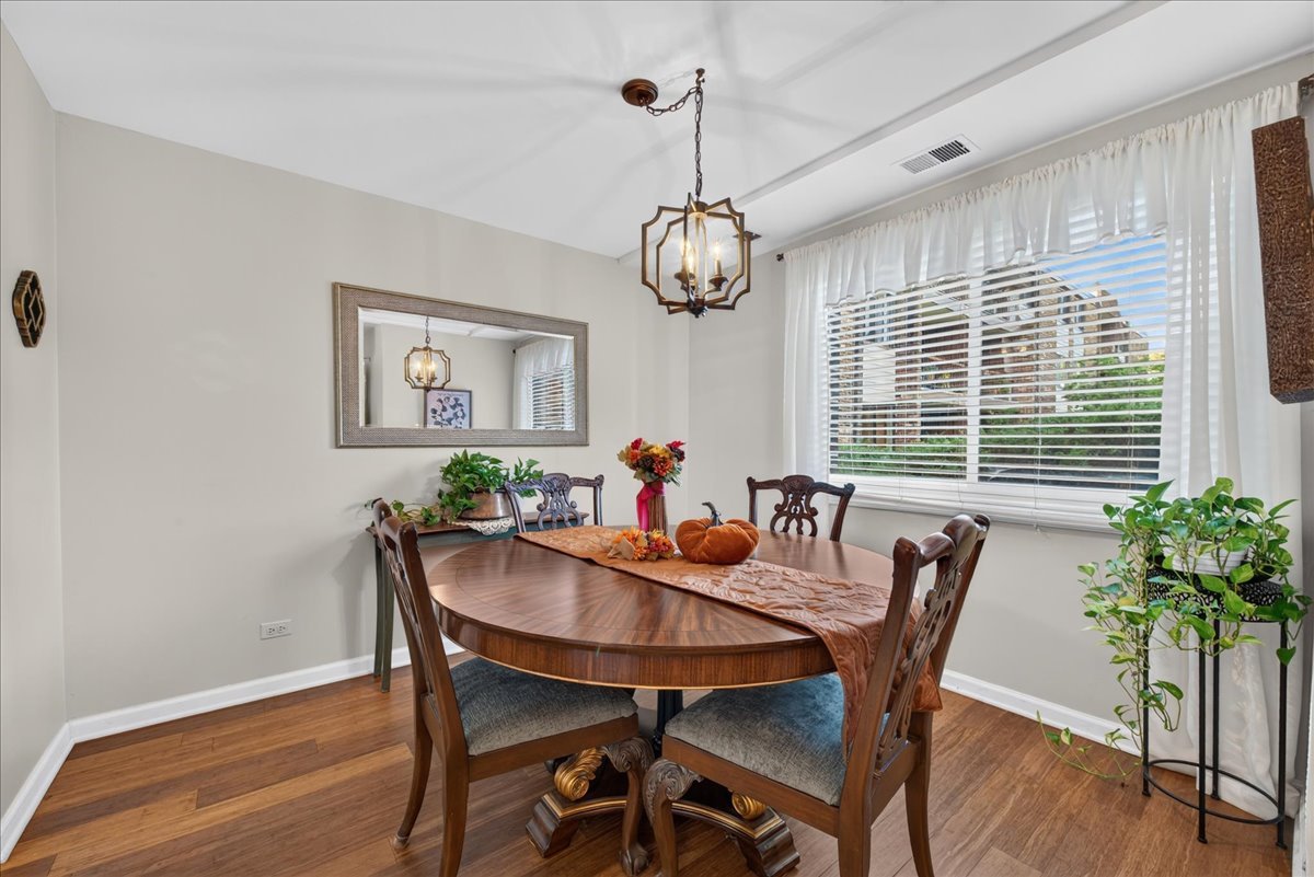 460 Raintree Court Unit: 1H