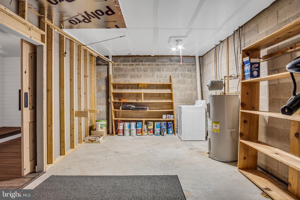 1773 Kings Arms Ct