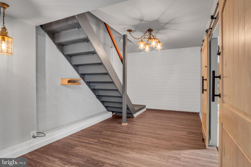 1773 Kings Arms Ct