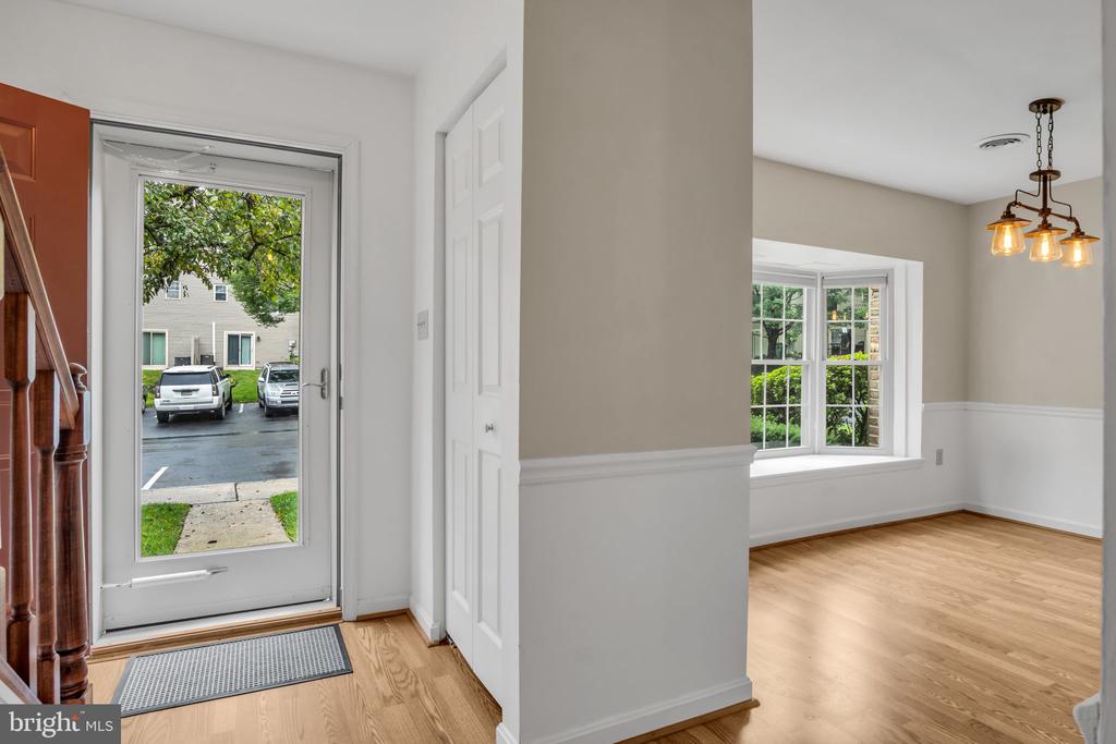 1773 Kings Arms Ct