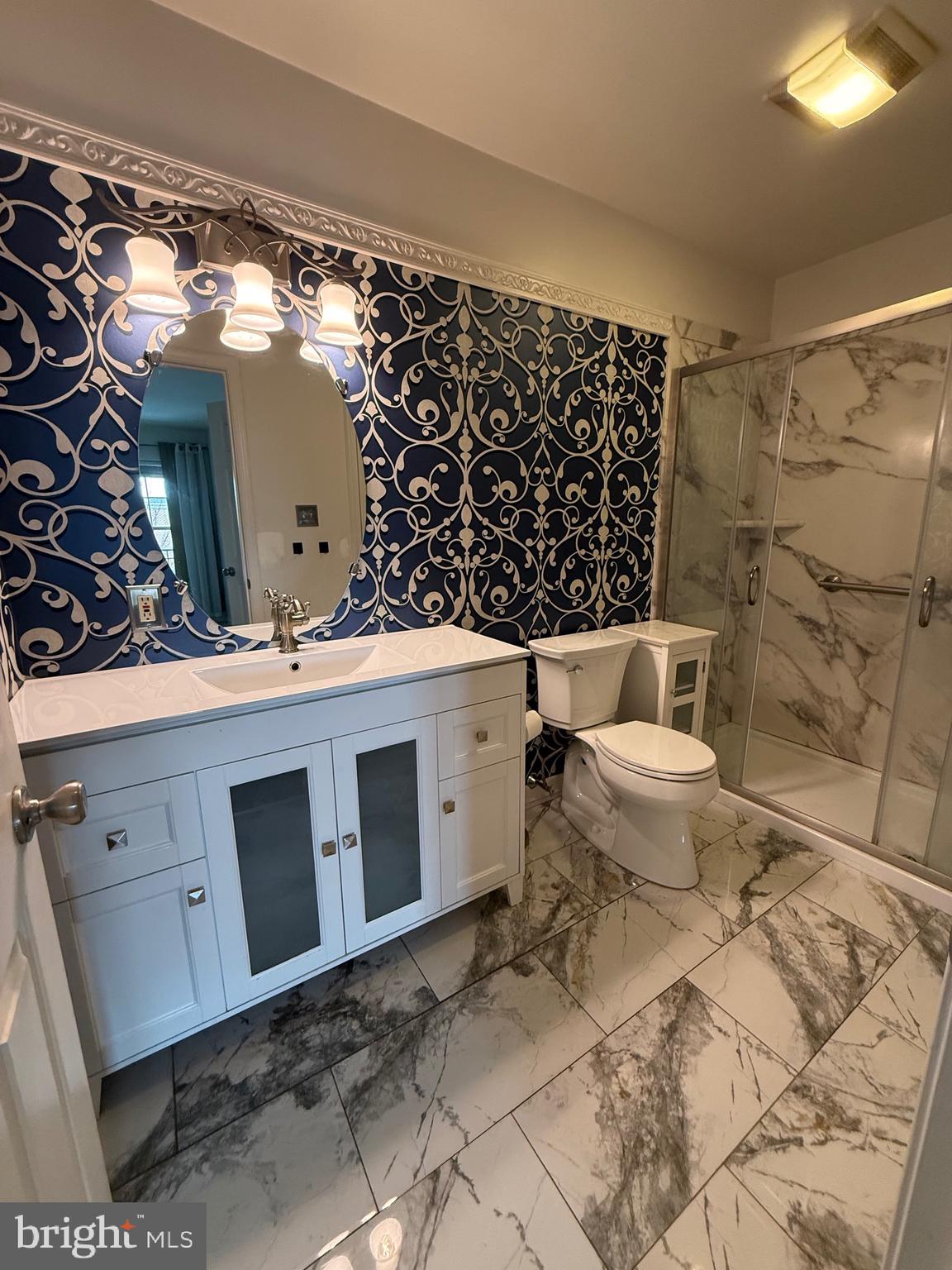 5401 OXFORD DRIVE 12