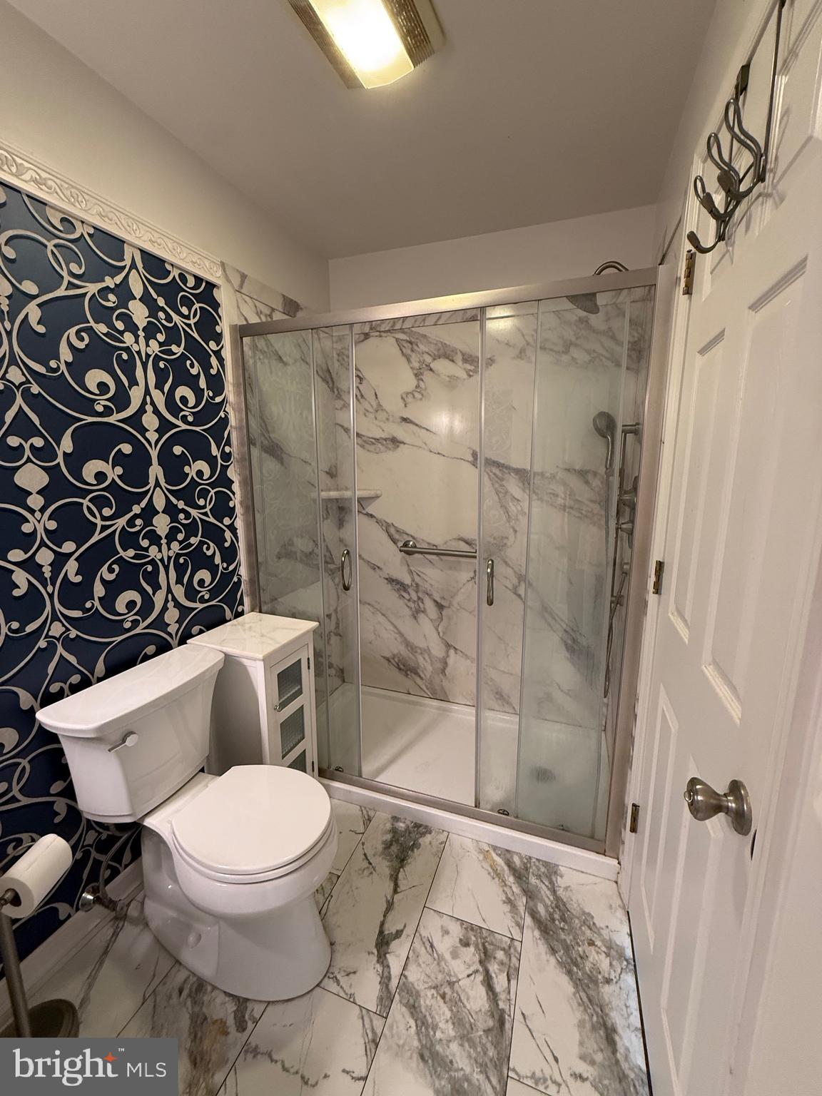 5401 OXFORD DRIVE 12