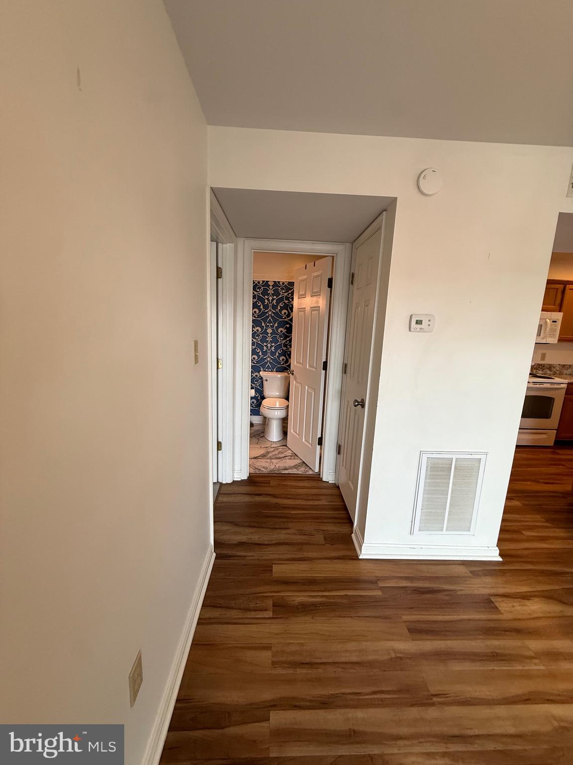 5401 OXFORD DRIVE 12