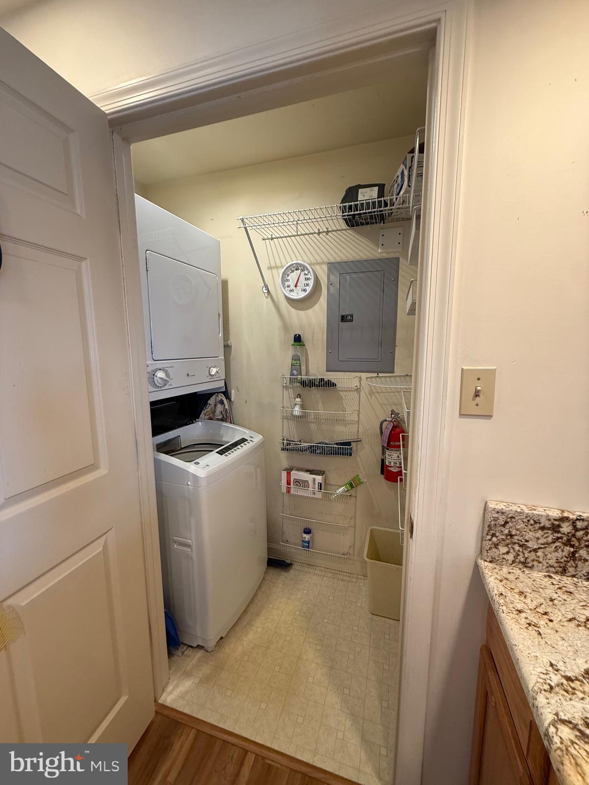 5401 OXFORD DRIVE 12