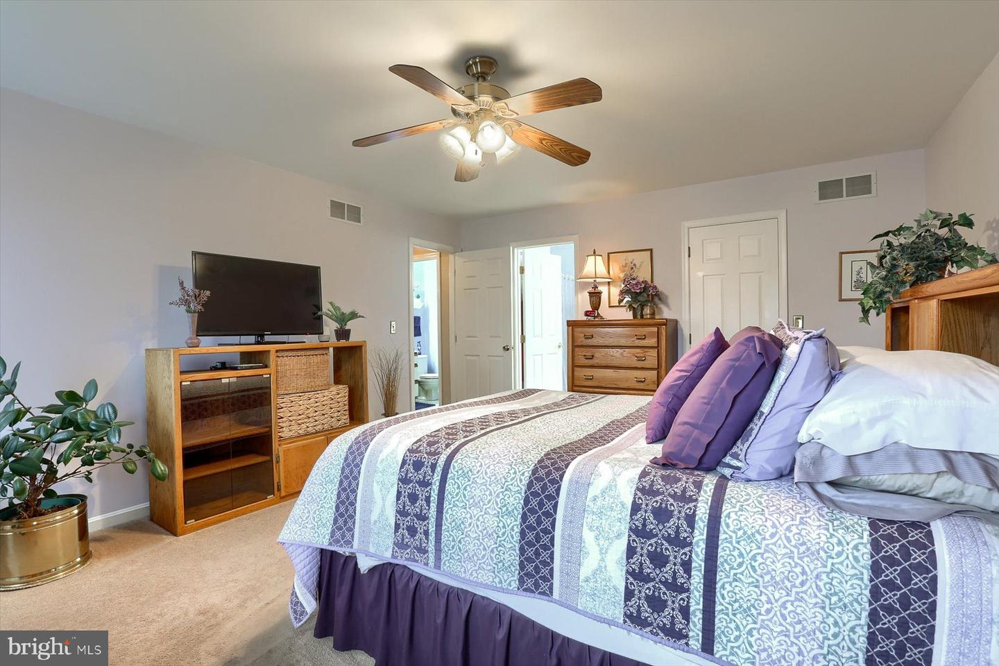 4728 Laurel Ridge Dr