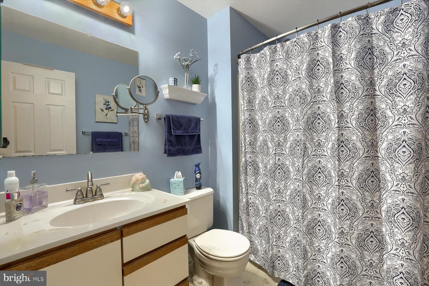 4728 Laurel Ridge Dr