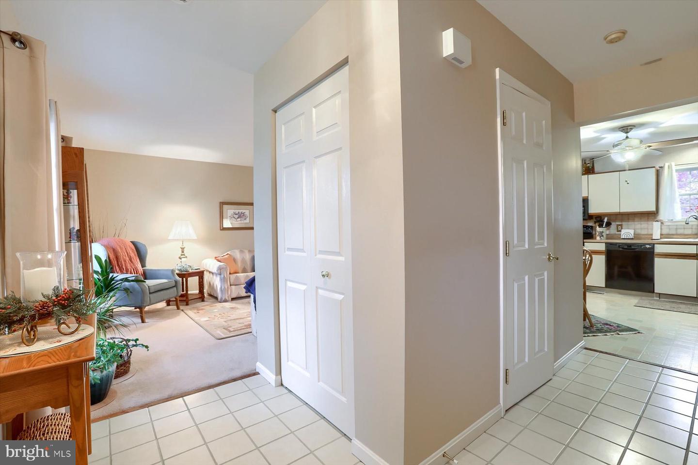 4728 Laurel Ridge Dr