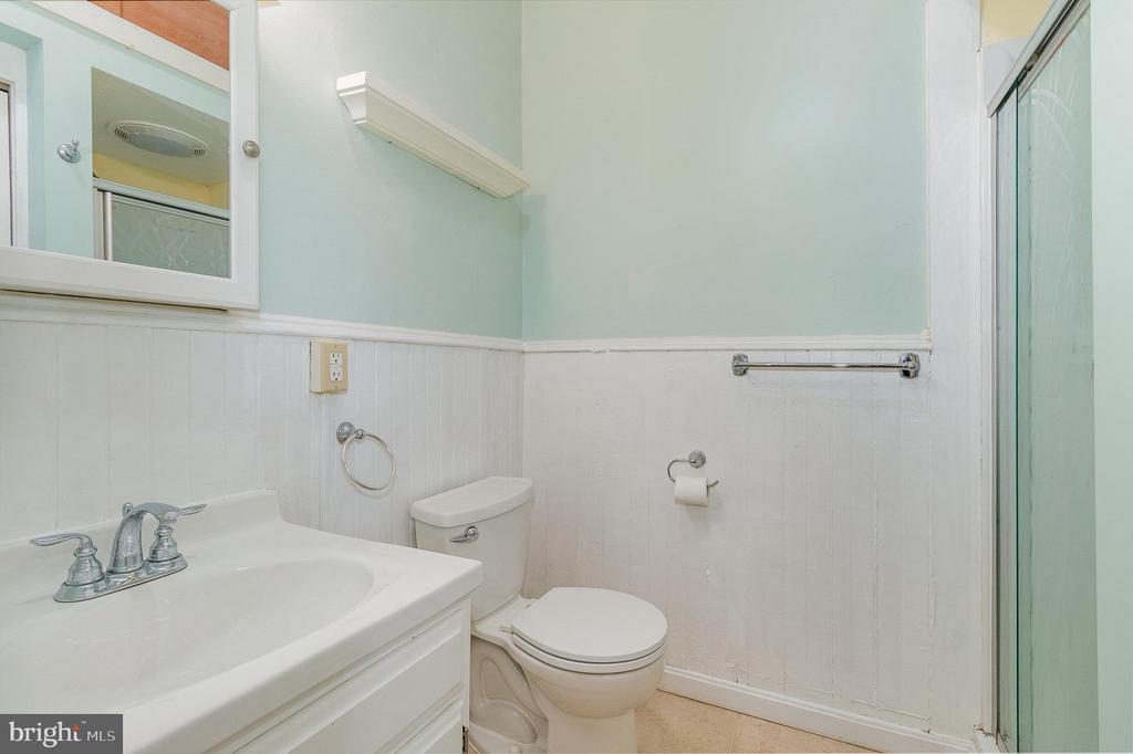 1200 Penn St