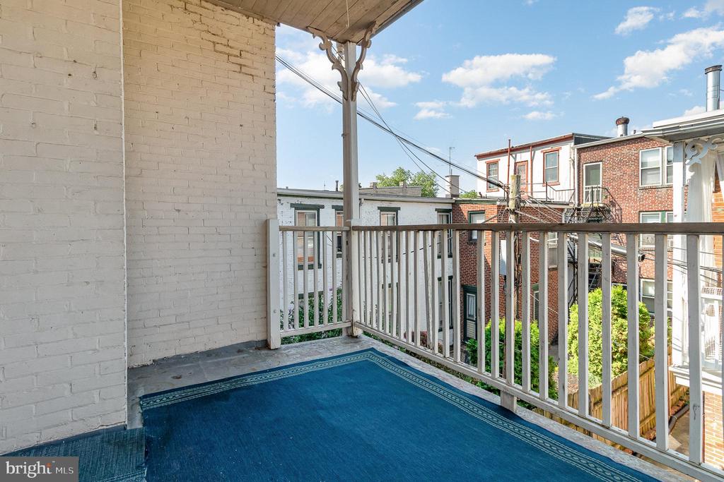 1200 Penn St