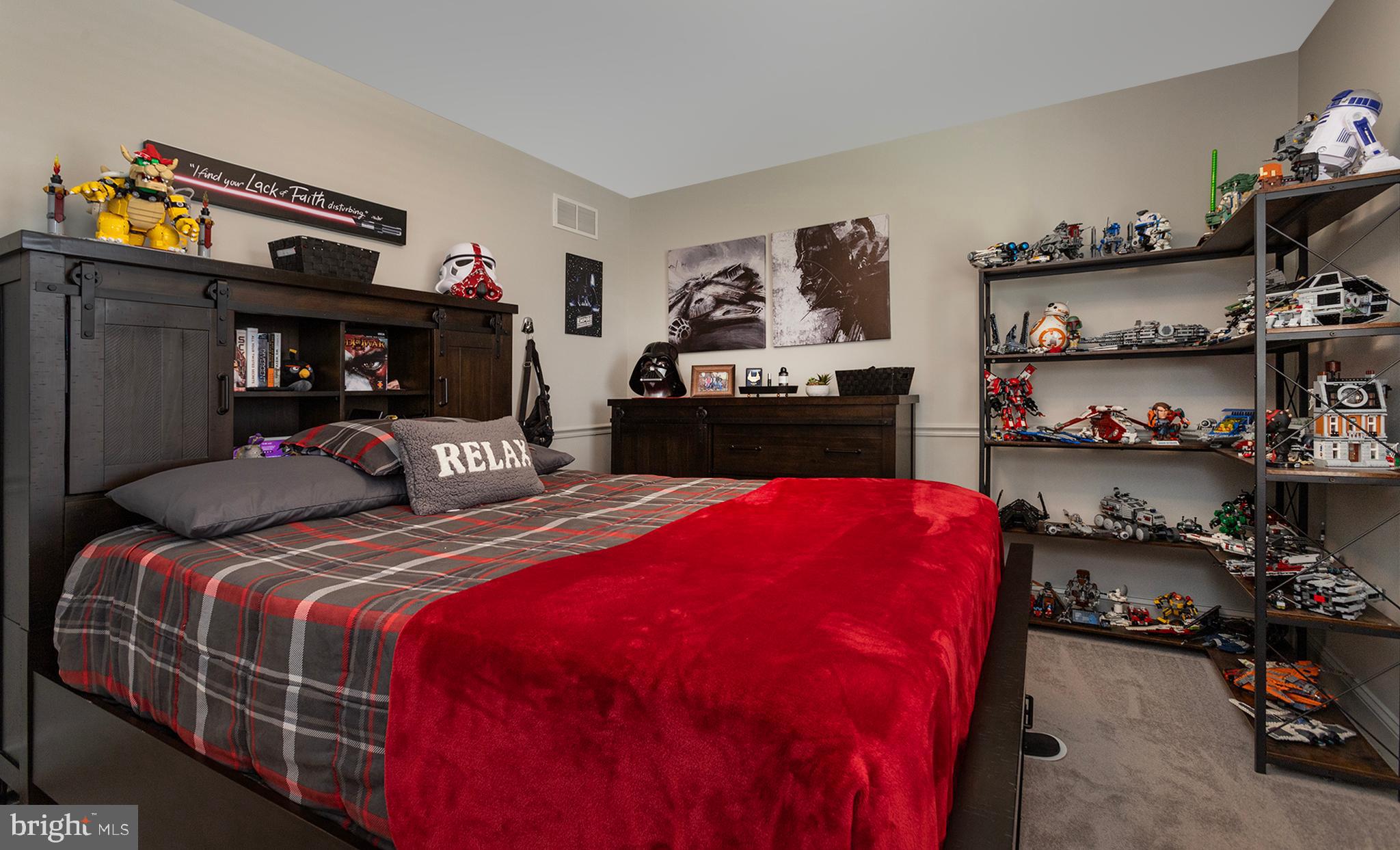 2109 Chatham Way