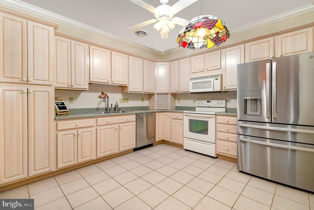 254 Barbara Ln