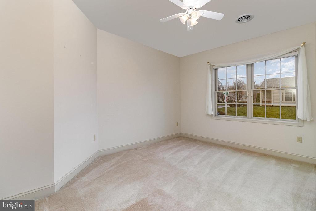 254 Barbara Ln