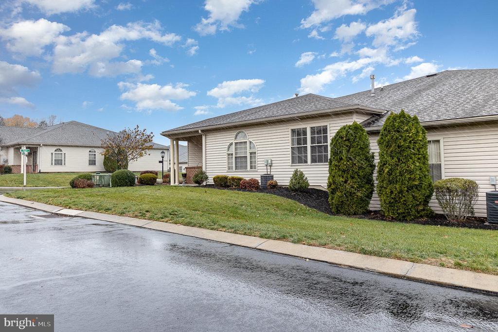 254 Barbara Ln