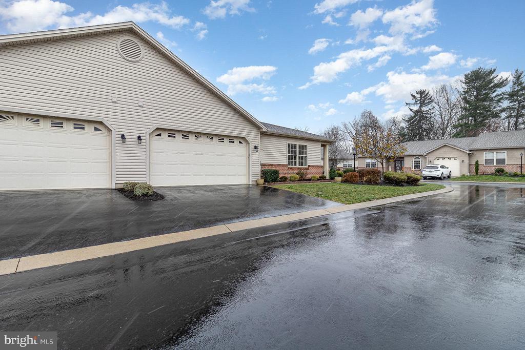 254 Barbara Ln