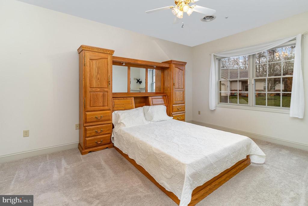 254 Barbara Ln