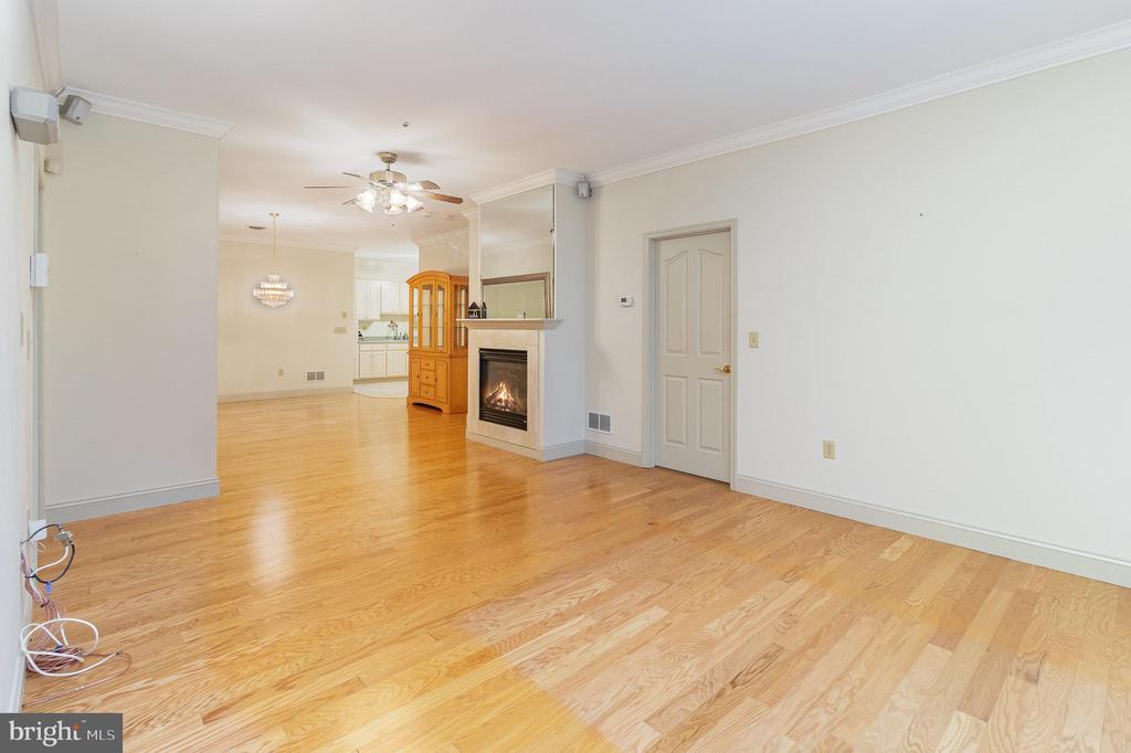254 Barbara Ln