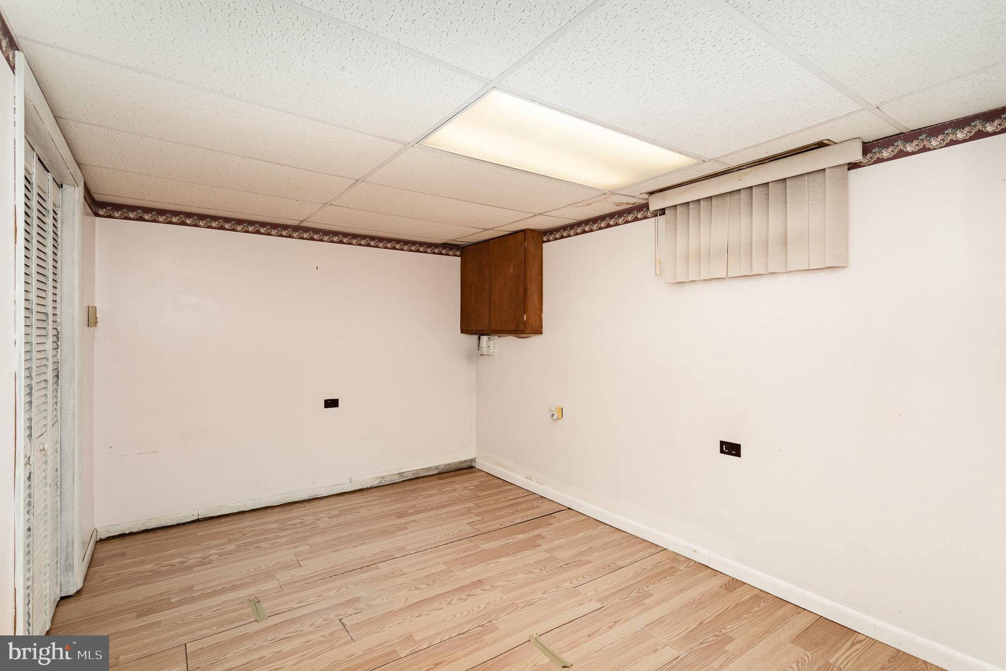 1127 S Harrisburg St