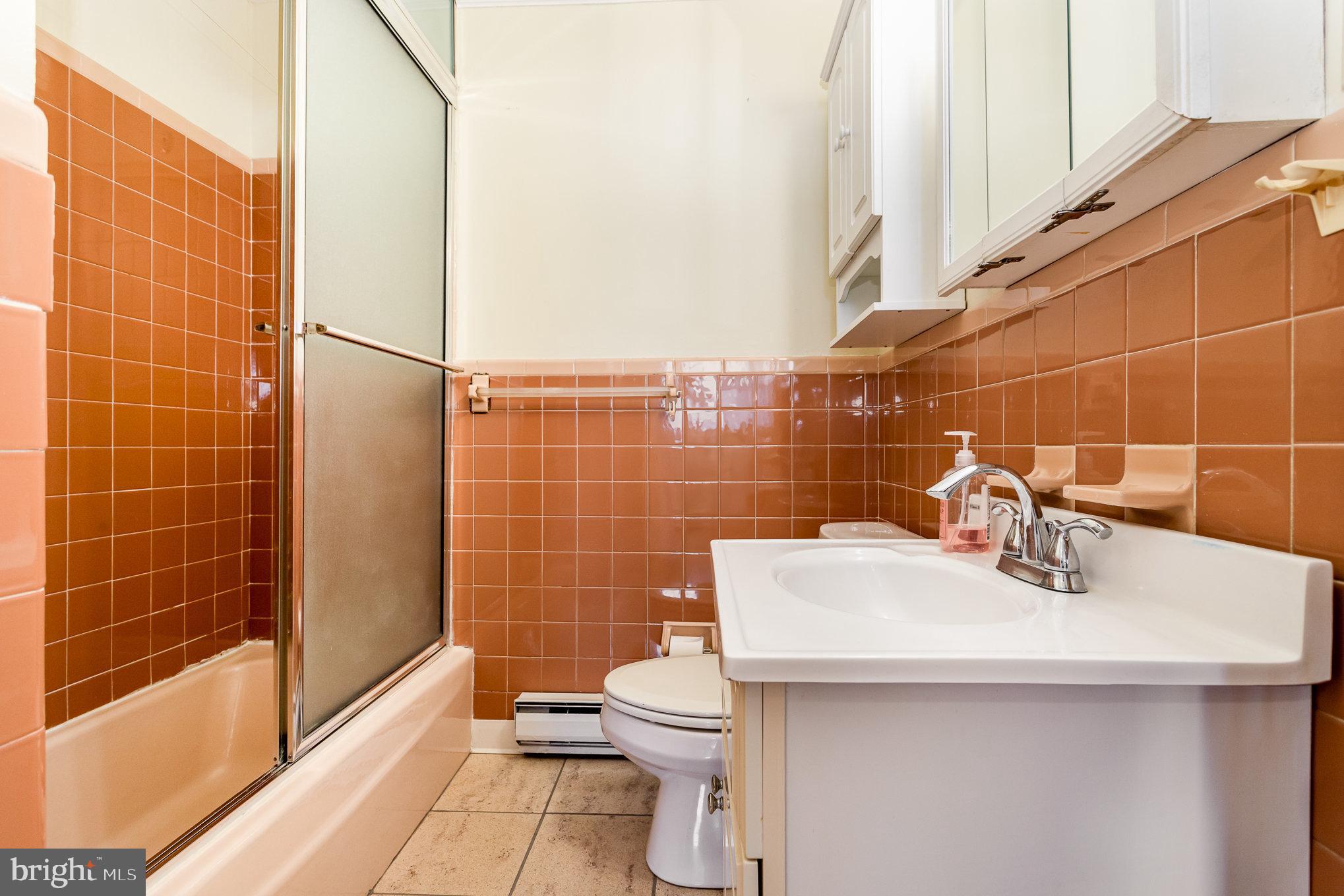 1127 S Harrisburg St