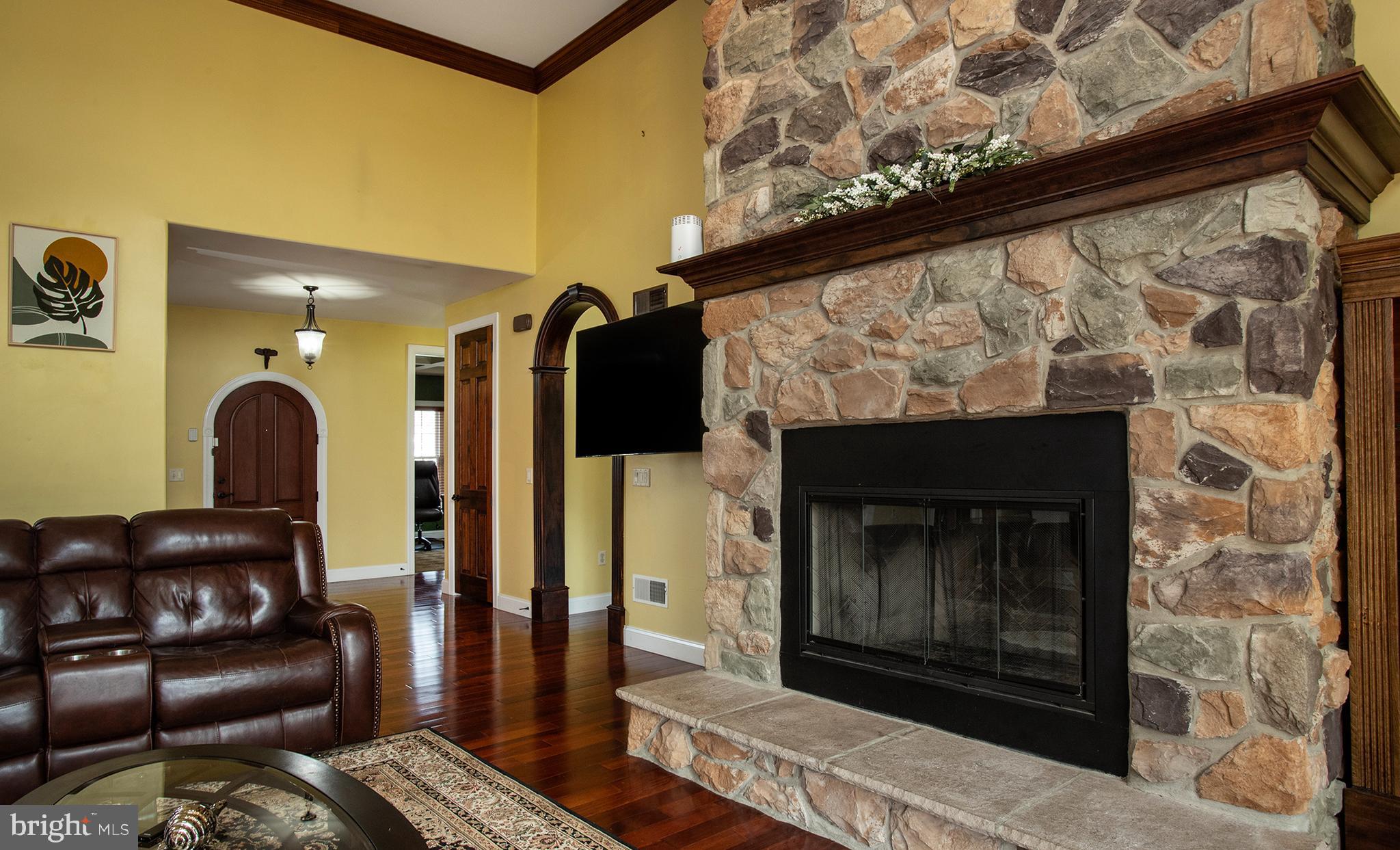 153 Scenic Ridge Dr