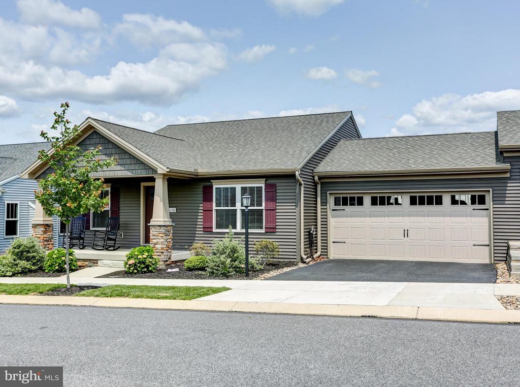 6110 Weston Dr