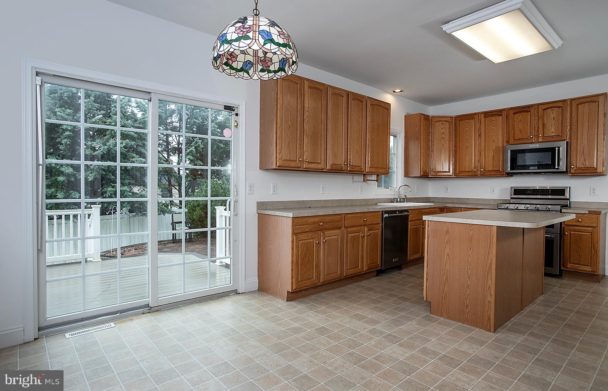 2125 Chatham Way