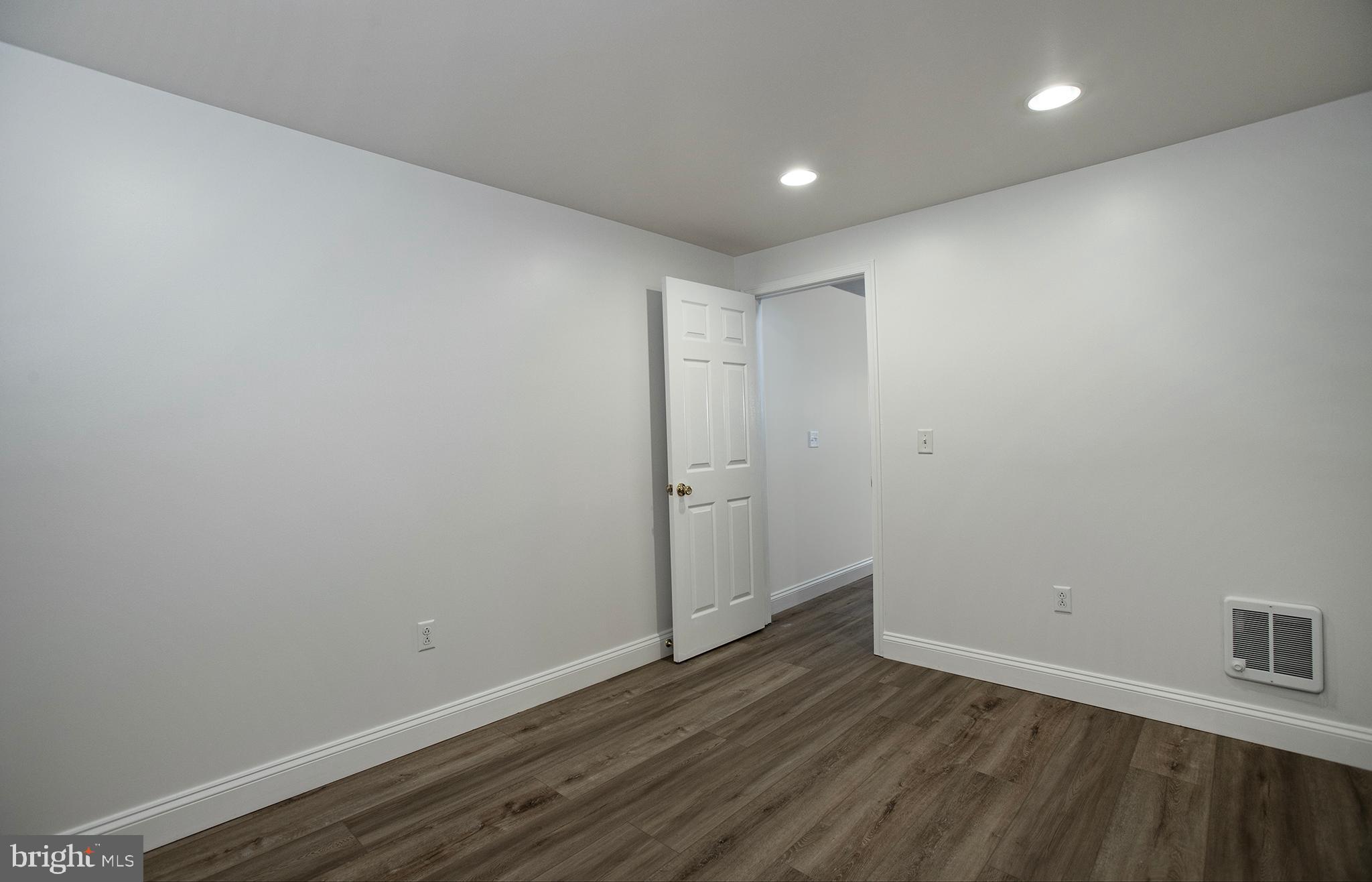 2125 Chatham Way