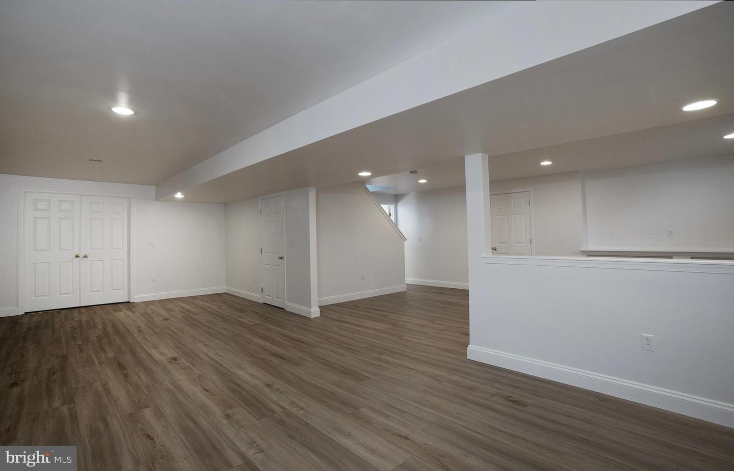 2125 Chatham Way