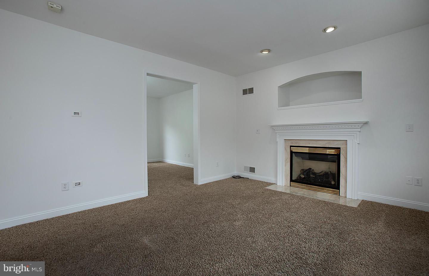 2125 Chatham Way