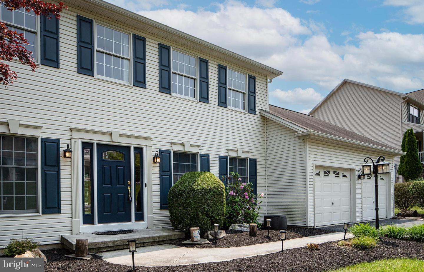 2125 Chatham Way