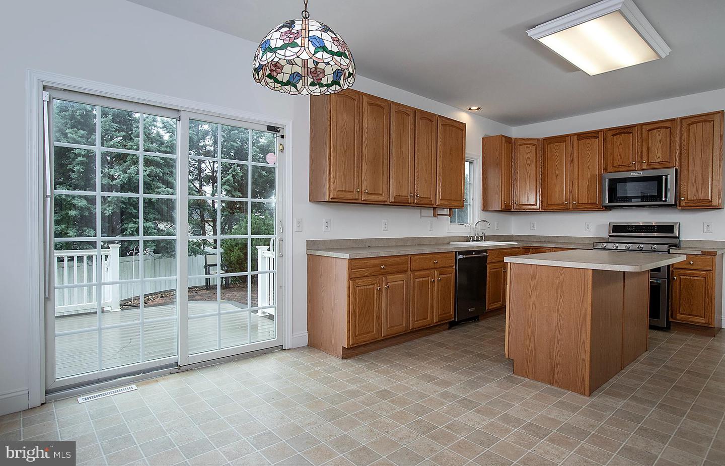 2125 Chatham Way