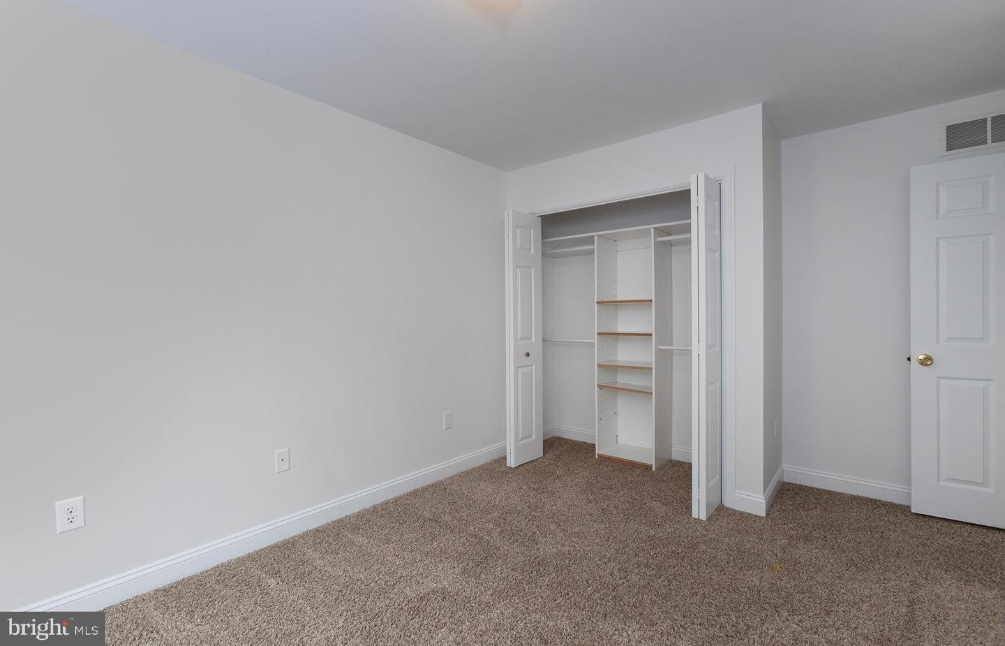 2125 Chatham Way