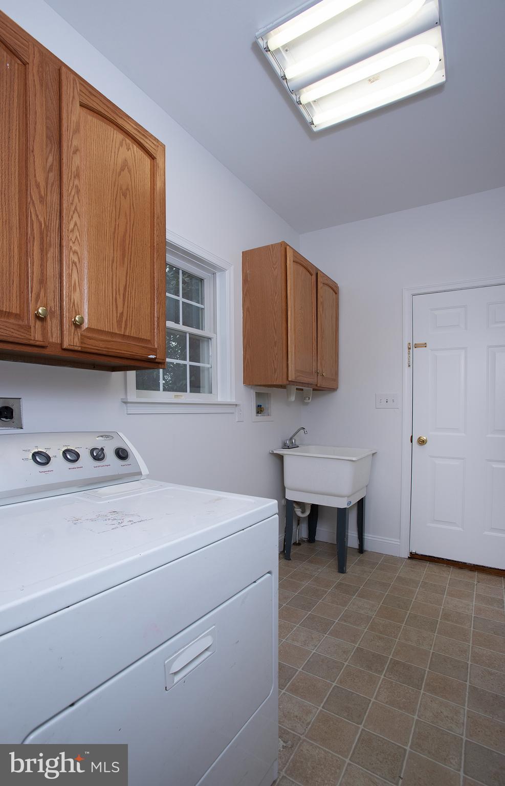 2125 Chatham Way