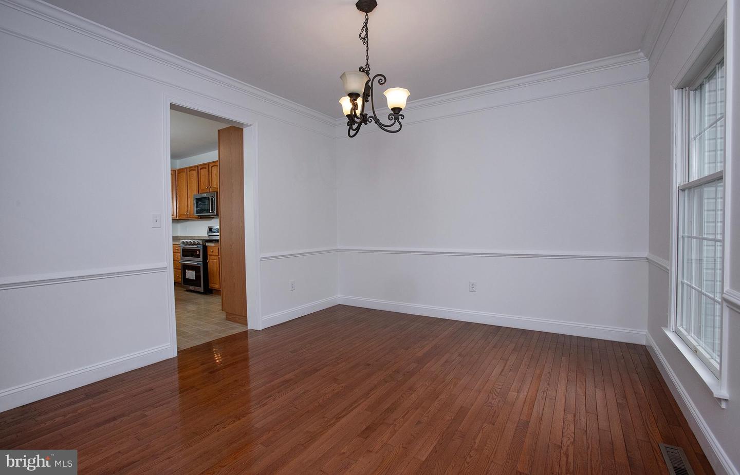 2125 Chatham Way