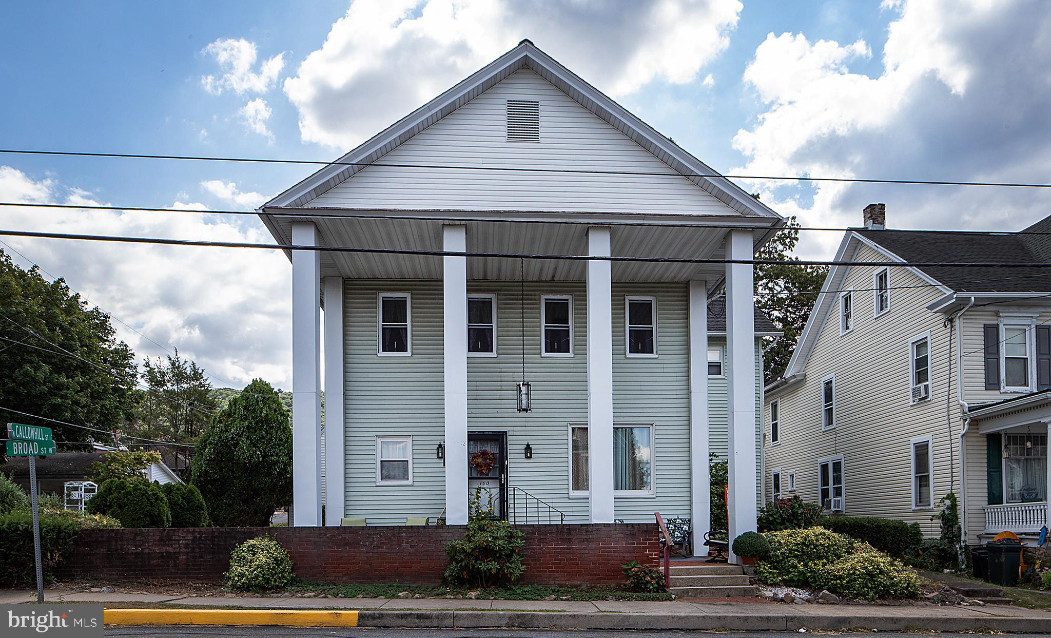 100 W BROAD STREET