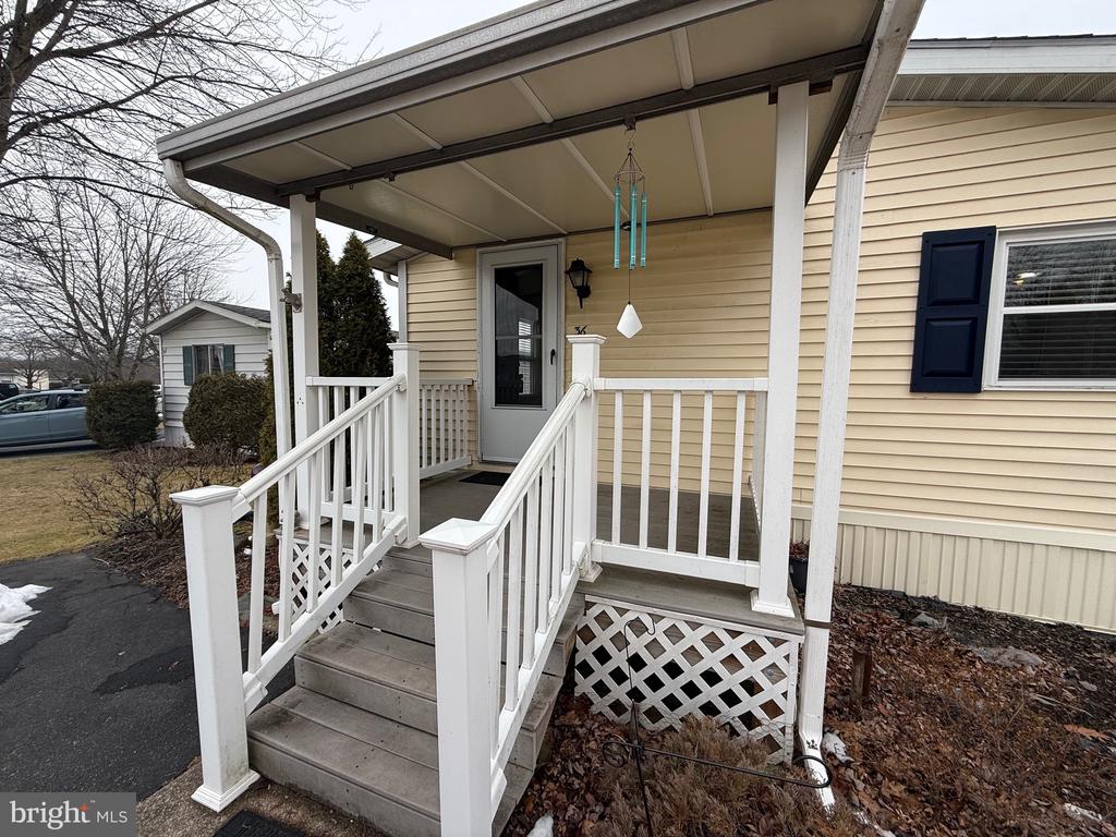 36 MEADOW RUN