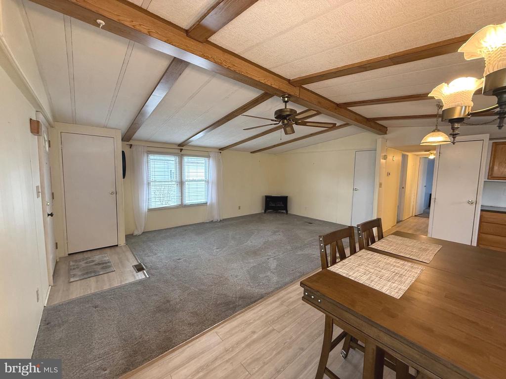 36 MEADOW RUN