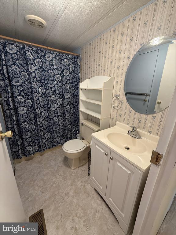 36 MEADOW RUN