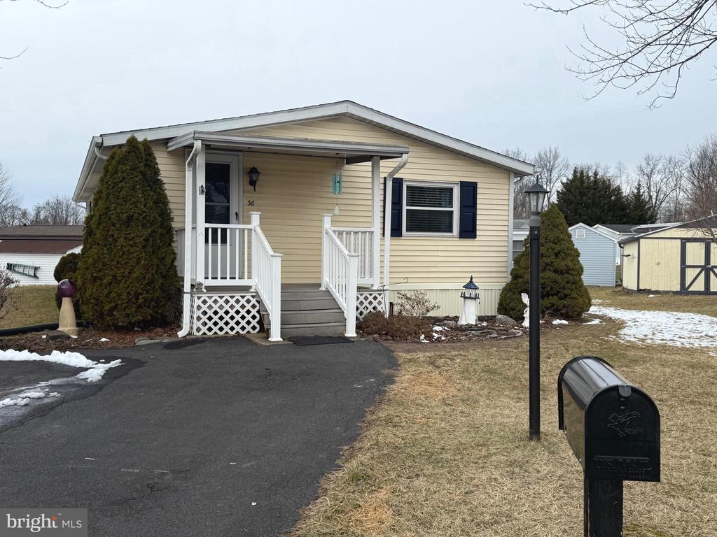36 MEADOW RUN