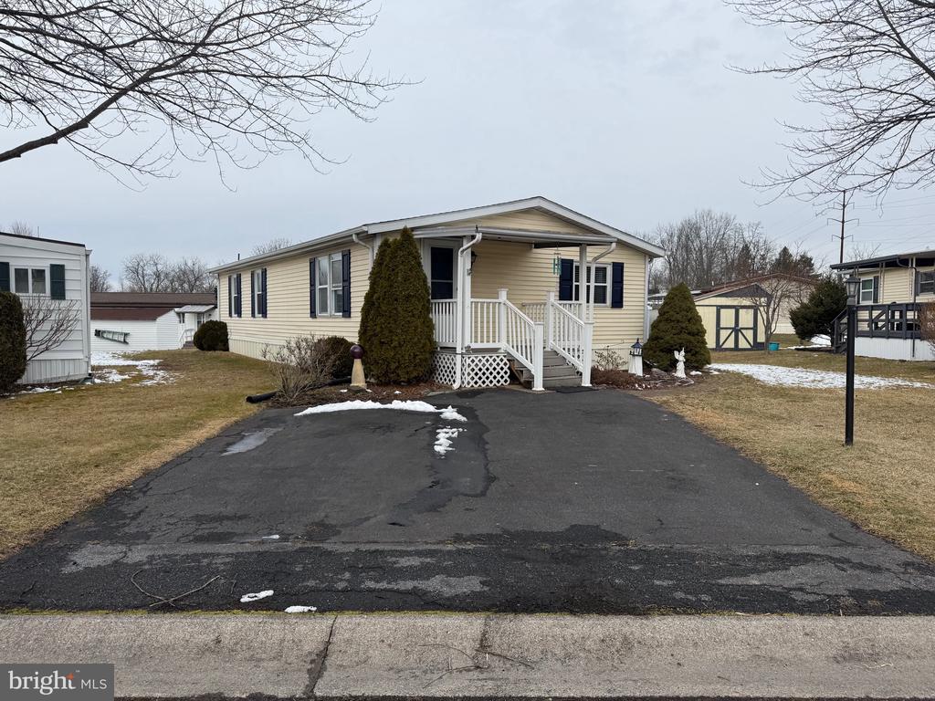 36 MEADOW RUN