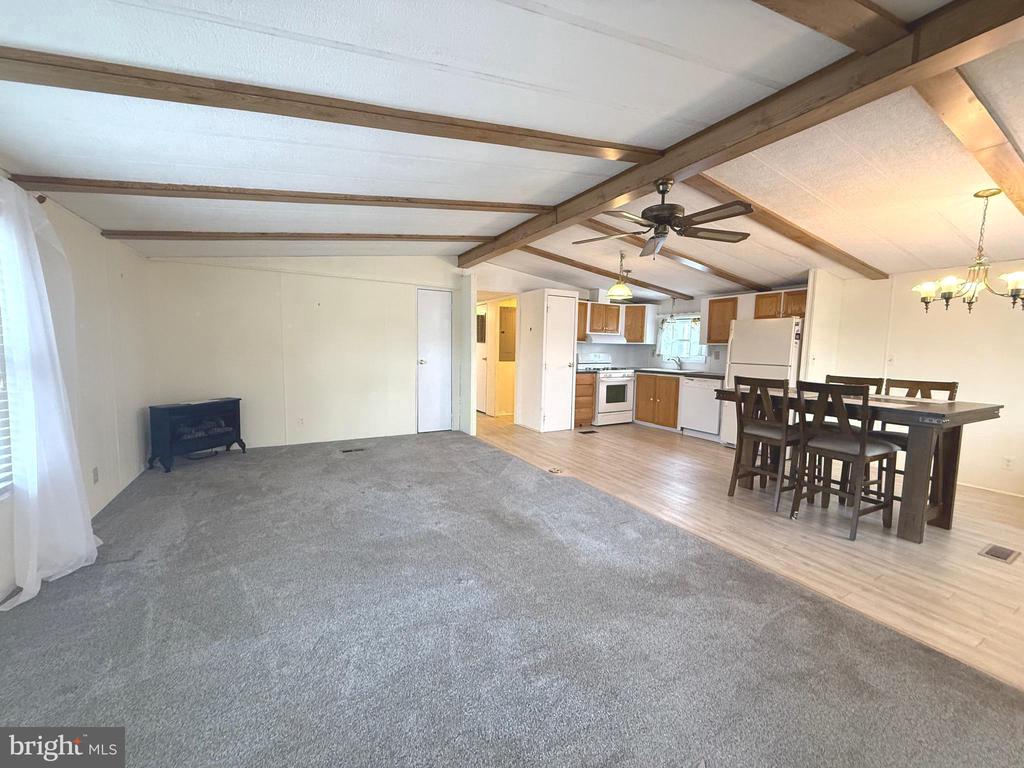 36 MEADOW RUN