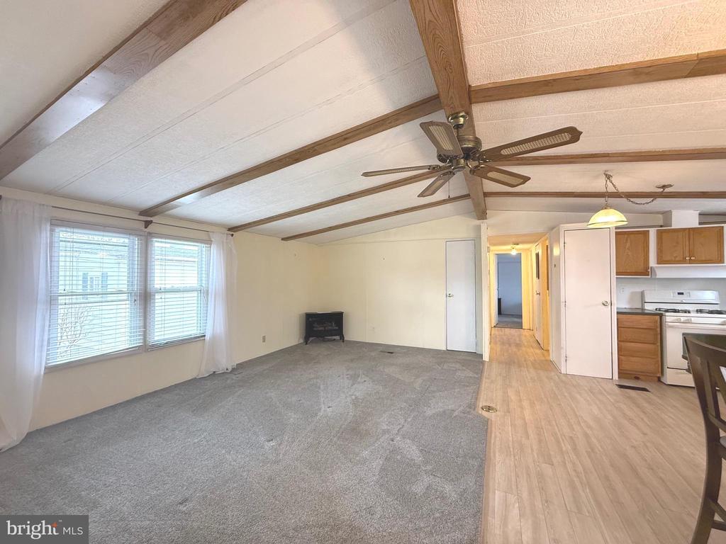36 MEADOW RUN