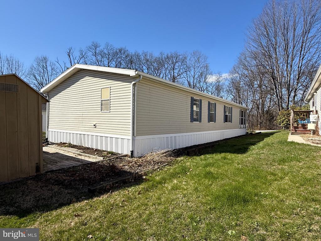 69 MEADOW RUN PL