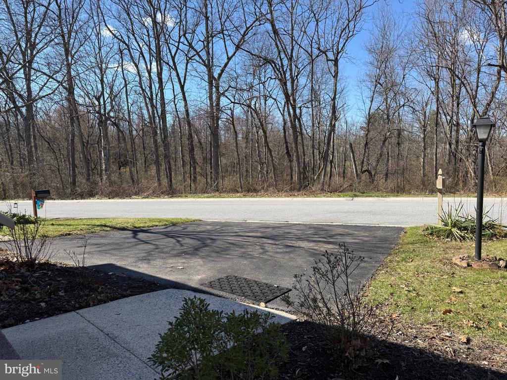 69 MEADOW RUN PL