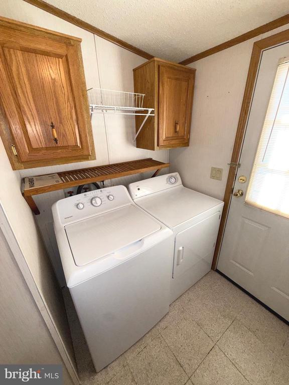 69 MEADOW RUN PL