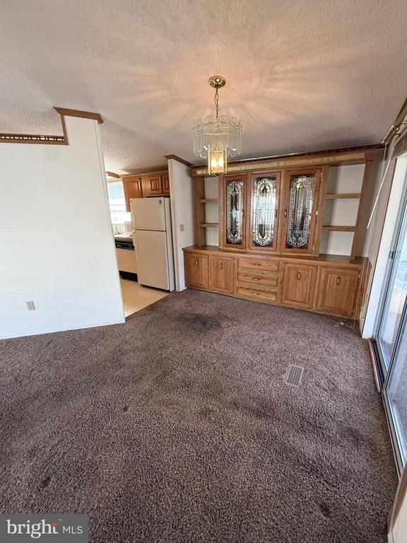 69 MEADOW RUN PL