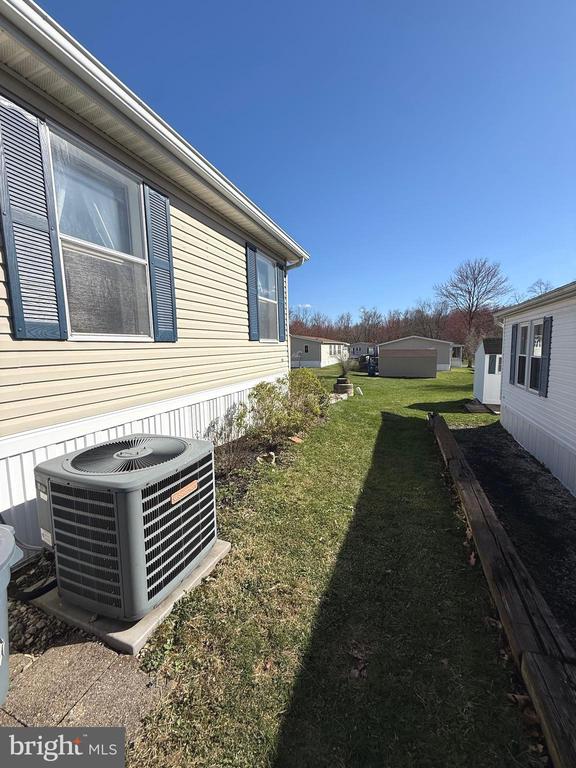 69 MEADOW RUN PL