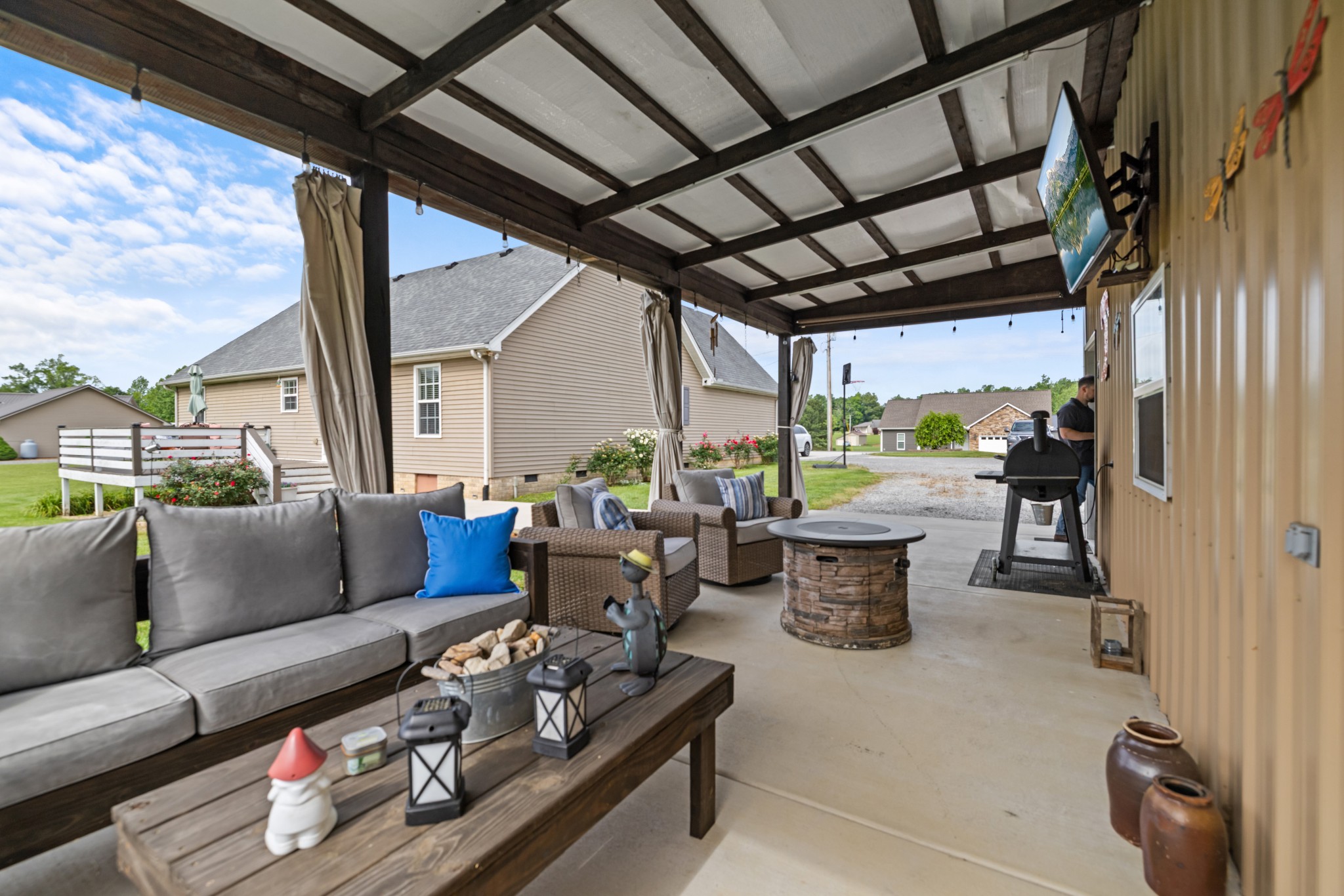 1383 Smith Chapel Rd