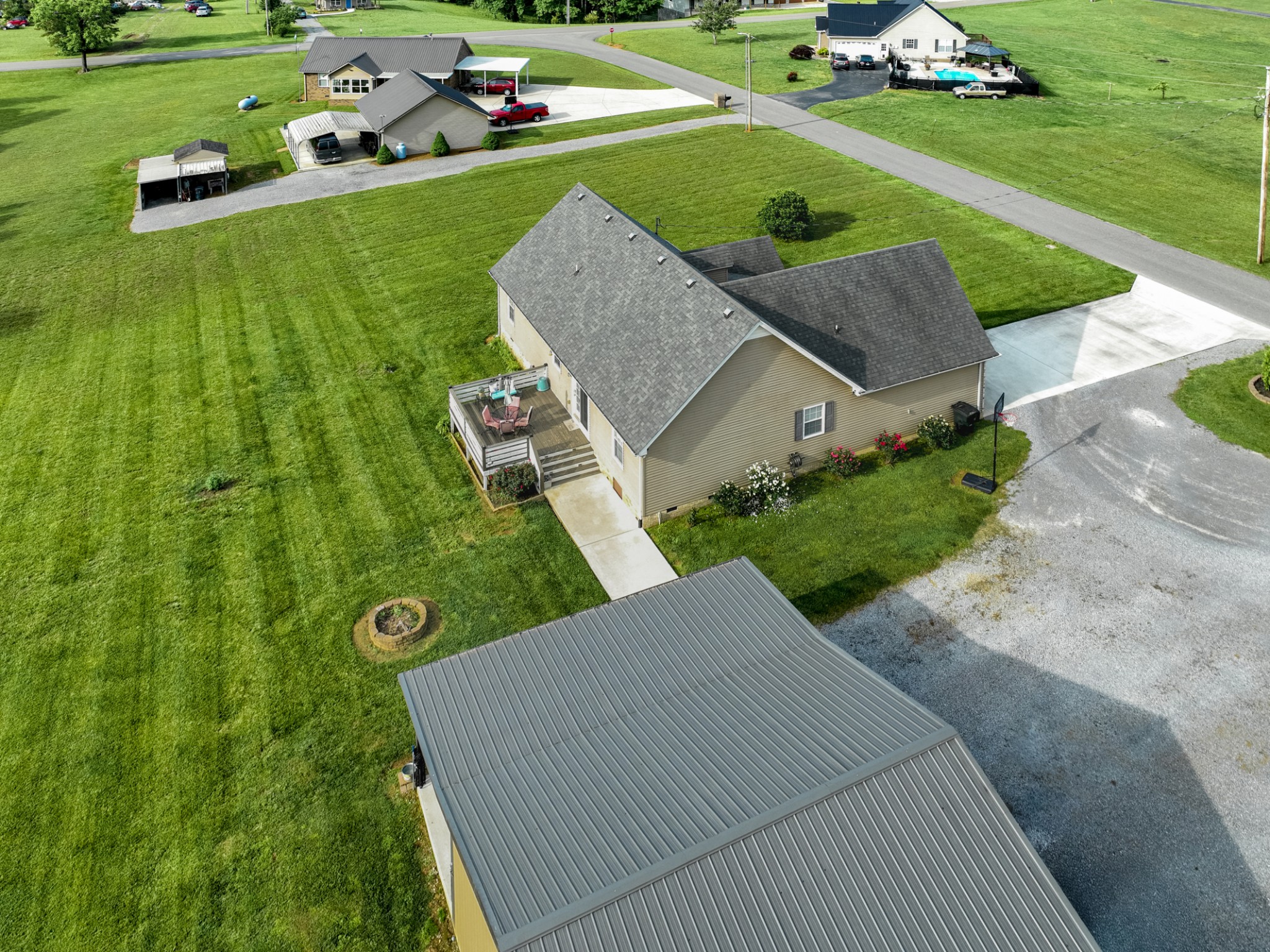 1383 Smith Chapel Rd