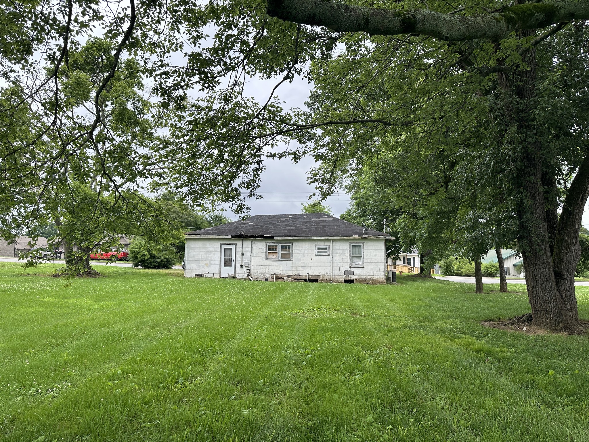 111 Bethany Ln